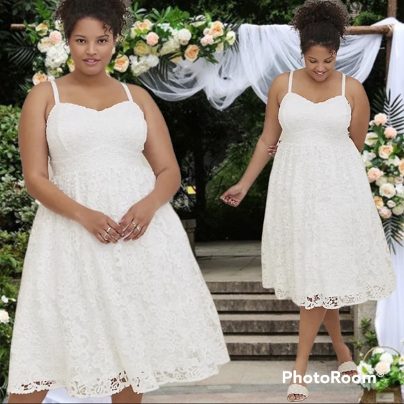 NWT TORRID CROCHET LACE SWEETHEART MIDI DRESS - LACE WHITE - Picture 1 of 11
